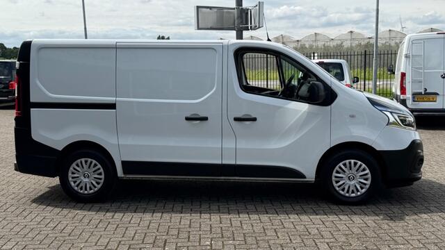 Renault TRAFIC 2.0 DCI 88KW 120PK EURO 6 AIRCO/ CRUISE CONTROL/ TREKHAAK/ 100% DEALERONDERHOUDEN