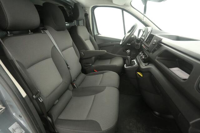 Renault TRAFIC 2.0 dCi 150PK L2H1 | Aut. | Airco | Cruise | 3 Zits | Trekhaak | Carplay | Parkeersens.