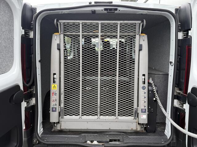 Renault TRAFIC 3+1 Rolstoelbus 1.6 dCi T29 L2H1 Comfort Energy (Mooie ruime 3+1 Rolstoelbus met lift!)