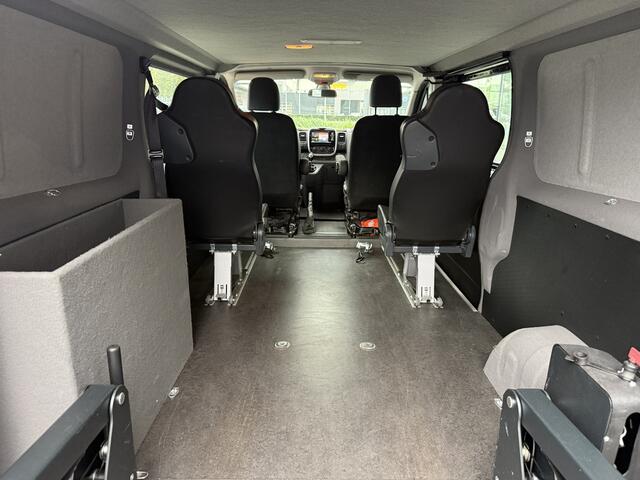 Renault TRAFIC 4+1 Rolstoelbus 1.6 dCi T29 L2H1 Comfort Energy (Mooie sportieve bus met lift!)