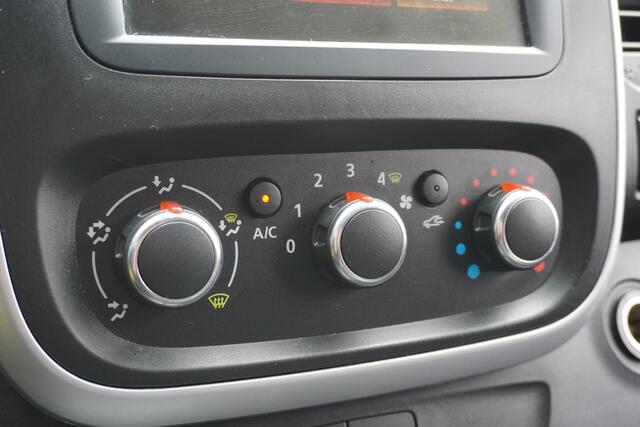 Renault TRAFIC 2.0 dCi 120PK - EURO 6 - Airco - Navi - Cruise - ¤12.900,- Excl.