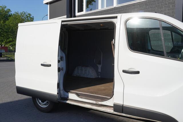 Renault TRAFIC 2.0 dCi 120PK - EURO 6 - Airco - Navi - Cruise - ¤11.950,- Excl.