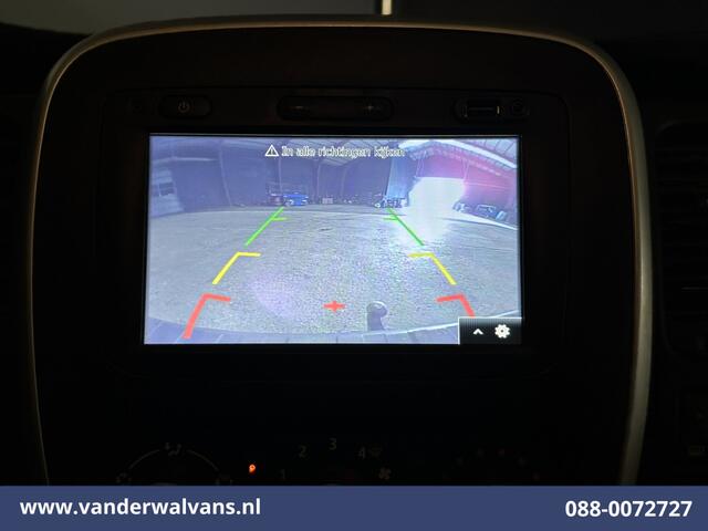 Renault TRAFIC 2.0 MultiJet 146pk L2H1 Euro6 Airco | Camera | Navigatie | Cruisecontrol Trekhaak, Parkeersensoren, Bijrijdersbank