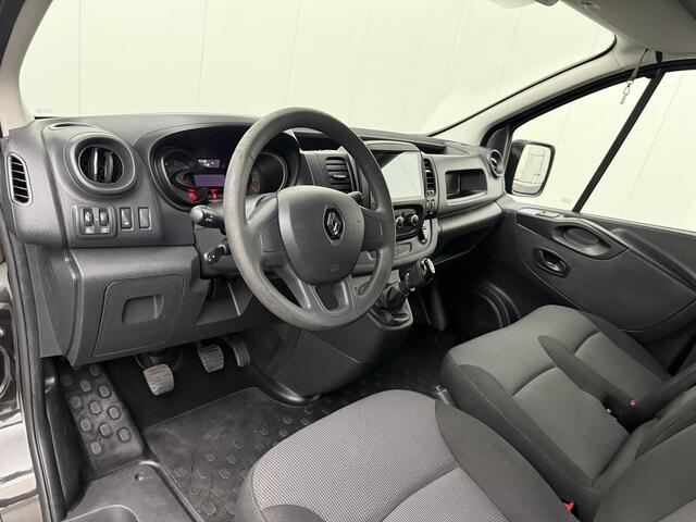 Renault TRAFIC 1.6DCi Dubbele Cabine 6-Persoons | Airco | Multimedia | Trekhaak | Airco | Betimmering