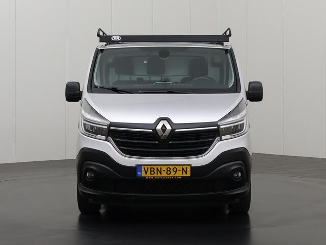 Renault TRAFIC 1.6DCi Imperiaal | Trekhaak | Euro 6 | Navigatie | Camera | Airco | Cruise | 3-Zits