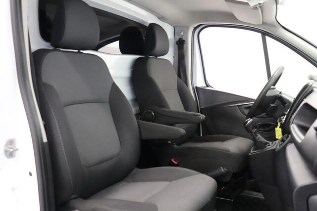 Renault TRAFIC 1.6 dCi EURO 6 - Airco - Cruise - PDC - Trekhaak - ¤ 9.950,- Excl.