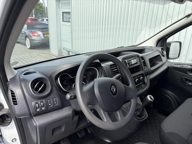 Renault TRAFIC 2.0 dCi 120 T29 L2H1*A/C*CRUISE*PDC*3PERS*
