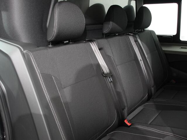 Renault TRAFIC 2.0 Blue dC1 150PK L2H1 Dubbele Cabine Automaat Navigatie Airco Lichtmetalen velgen Betimmering Trekhaak Camera Parkeer sensoren Dab