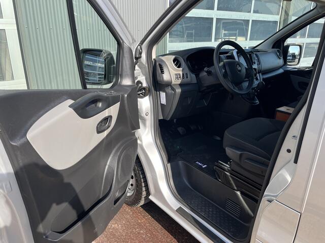 Renault TRAFIC 1.6 dCi L1H1 BTW en BPM VRIJ!! Airco Cruise controle 2-Persoons Telefoonverbinding Parkeersensoren achter 1e eigenaar Euro 6 Dealer onderhouden Ex overheid