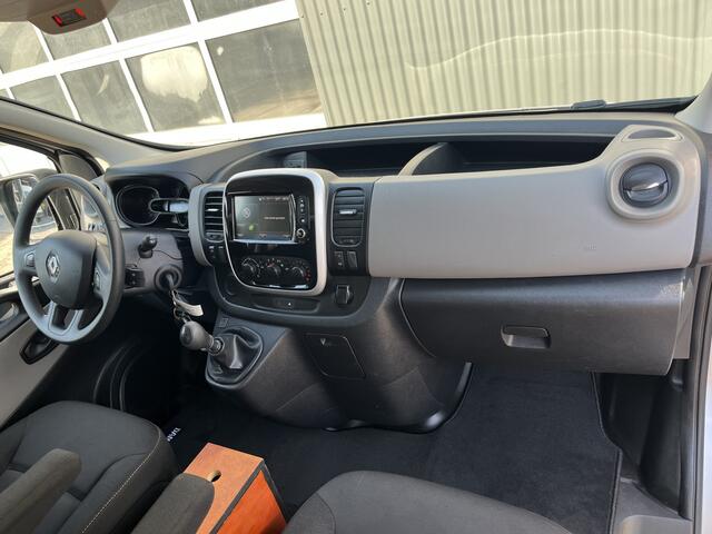 Renault TRAFIC 1.6 dCi L1H1 BTW en BPM VRIJ!! Airco Cruise controle 2-Persoons Telefoonverbinding Parkeersensoren achter 1e eigenaar Euro 6 Dealer onderhouden Ex overheid