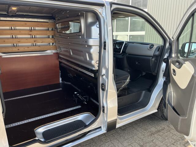 Renault TRAFIC 1.6 dCi L1H1 BTW en BPM VRIJ!! Airco Cruise controle 2-Persoons Telefoonverbinding Parkeersensoren achter 1e eigenaar Euro 6 Dealer onderhouden Ex overheid