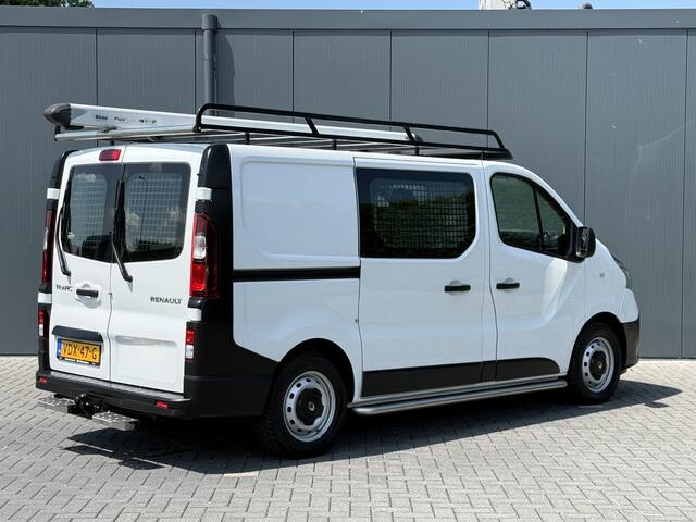 Renault TRAFIC 2.0 dCi 145 PK / AUTOMAAT / L1H1 / 2x SCHUIFDEUR / INRICHTING / TREKHAAK / IMPERIAAL / 3-ZITS