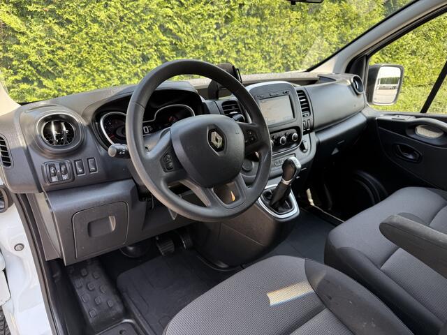 Renault TRAFIC 2.0 dCi 145 PK / AUTOMAAT / L1H1 / 2x SCHUIFDEUR / INRICHTING / TREKHAAK / IMPERIAAL / 3-ZITS
