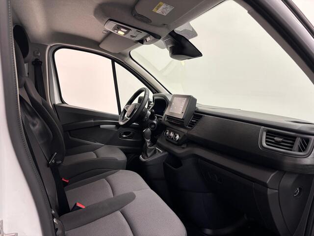 Renault TRAFIC 2.0 Blue dCi 150PK L2H1 EC Sport Edition Automaat Navigatie Airco Lichtmetalen velgen Betimmering Trekhaak Camera Parkeer sensoren Dab
