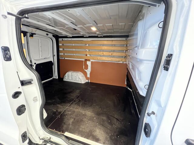 Renault TRAFIC 2.0 dCi 120 T27 L1H1 Comfort | 3-pers | Achteruitrijcamera | Airco | Cruise Control | Bluetooth
