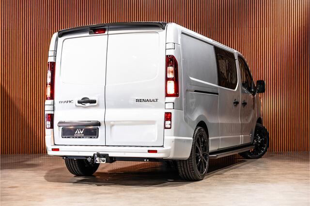 Renault TRAFIC 2.0 Blue dCi 170 PK L2H1 DC | Dubbel cabine | Camera | CarPlay | Navigatie | Betimmering | Trekhaak | Stoelverwarming | Virtual Cockpit | 5-Zitter| NAP Logisch
