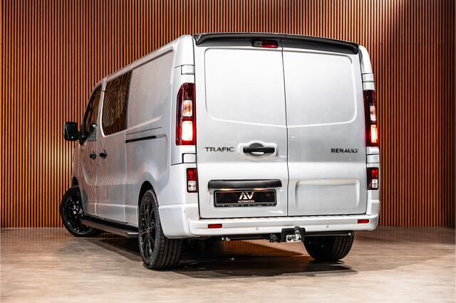 Renault TRAFIC 2.0 Blue dCi 170 PK L2H1 DC | Dubbel cabine | Camera | CarPlay | Navigatie | Betimmering | Trekhaak | Stoelverwarming | Virtual Cockpit | 5-Zitter| NAP Logisch