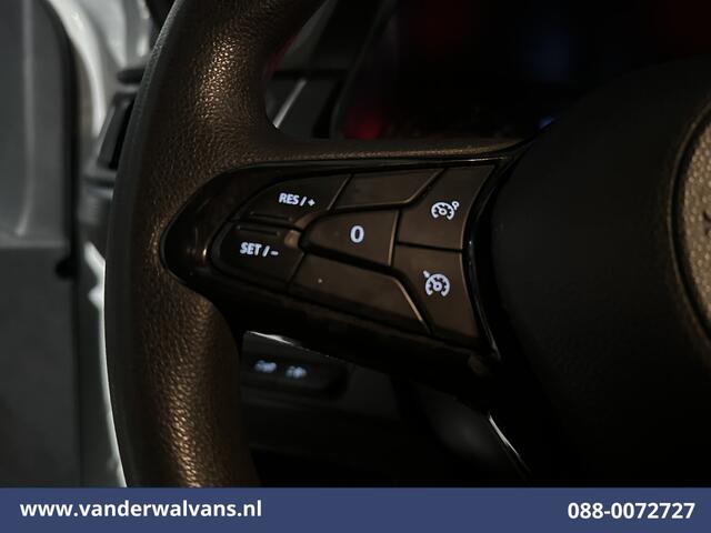 Renault TRAFIC 2.0 dCi 131pk L2H1 Euro6 Airco | LED | Cruisecontrol | 2500kg Trekhaak | Parkeersensoren Bijrijdersbank