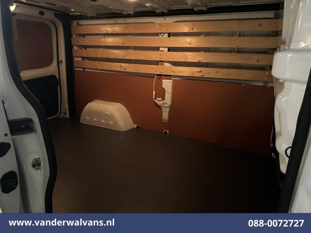 Renault TRAFIC 2.0 dCi 131pk L2H1 Euro6 Airco | LED | Cruisecontrol | 2500kg Trekhaak | Parkeersensoren Bijrijdersbank