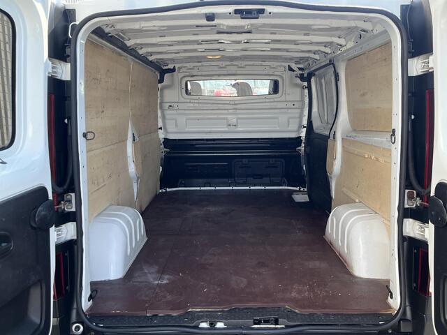 Renault TRAFIC 2.0 dCi 120 T29 L2H1*NAVI*HAAK*CRUISE*A/C*TEL*3PER
