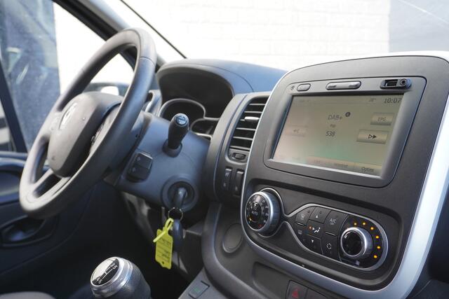 Renault TRAFIC 2.0 dCi 120PK L2 EURO 6 - A/C Climate - Navi - Cruise - ¤14.900,- Excl.
