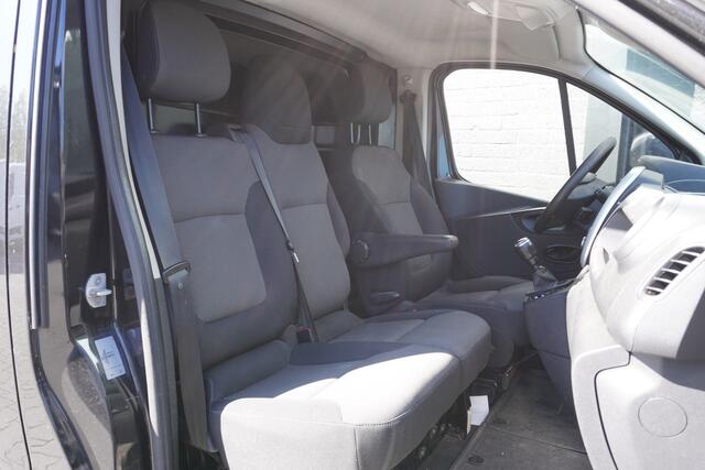 Renault TRAFIC 2.0 dCi 120PK L2 EURO 6 - A/C Climate - Navi - Cruise - ¤14.900,- Excl.