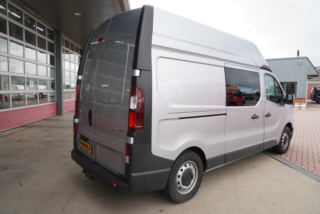 Renault TRAFIC 2.0 Blue dCi 170PK T30 L2H2 Rolstoelbus met schans nr. V186 | Airco | Cruise | Navi | trekhaak