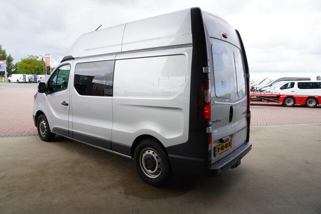 Renault TRAFIC 2.0 Blue dCi 170PK T30 L2H2 Rolstoelbus met schans nr. V186 | Airco | Cruise | Navi | trekhaak