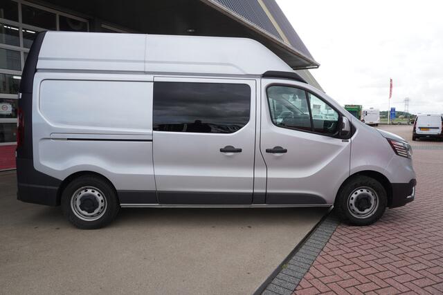 Renault TRAFIC 2.0 Blue dCi 170PK T30 L2H2 Ideaal voor camperombouw nr. V186 | Airco | Cruise | Navi | trekhaak (marge auto)