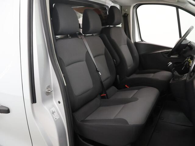 Renault TRAFIC 2.0 dCi | 120 PK | T29 | L2 H1 | Comfort | Trekhaak | Bluetooth | Navigatie | Imperiaal | Aluca Inrichting | 3-zits |