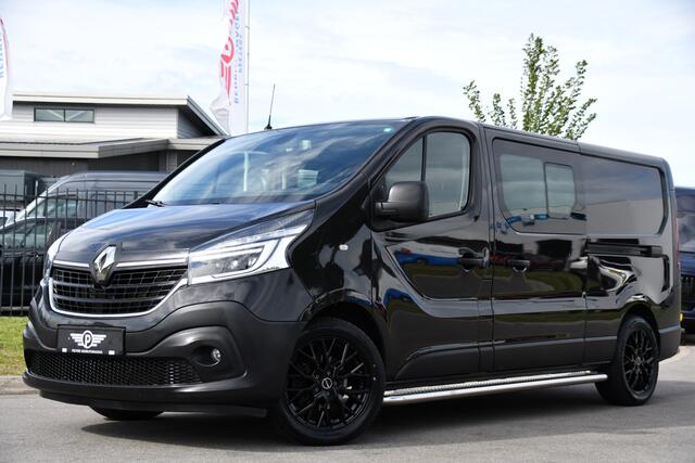 Renault TRAFIC 2.0 dCi 145 T29 L2H1 DC Black Edition Camera, Cruise, Clima, 145pk, Automaat, 2 x Schuifdeur, Trekhaak, Sensoren,