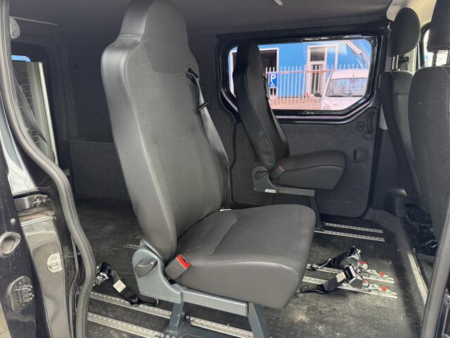 Renault TRAFIC 4+1 Rolstoelbus 2.0 dCi 145 T29 L2H1 Luxe (Mooie complete 4+1 Rolstoelbus met automaat!)