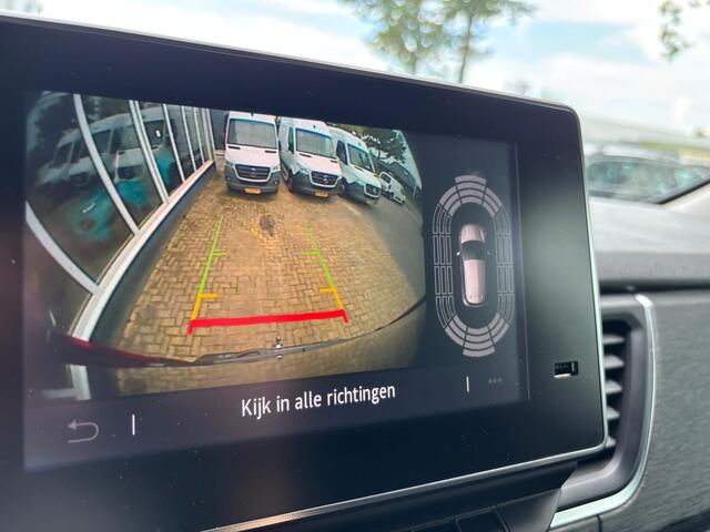 Renault TRAFIC 2.0 dCi 170 PK T29 L2H1 DC Luxe | Automaat | Trekhaak | 6 Zitplaatsen | Achterruitrij Camera