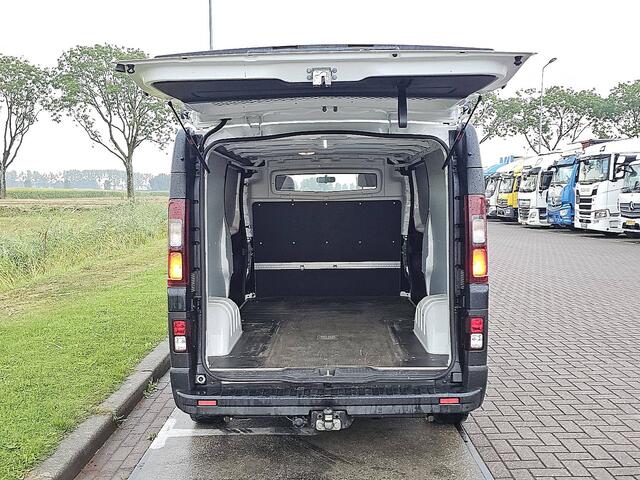 Renault TRAFIC 2.0 dCi 120 T29 L2H1 Comfort Cruise control, Airco, Pdc, Navi, 2x zijdeur, Imperiaal, Trekhaak