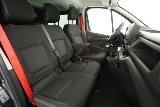 Renault TRAFIC 2.0 dCi T29 L2H1 | DC | 6 Zits | Airco | Cruise | Carplay | Trekhaak | Parkeersens.
