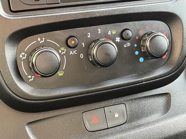 Renault TRAFIC 1.6 dCi T27 L1H1 Comfort*CRUISE*A/C*HAAK*TEL*3PERS