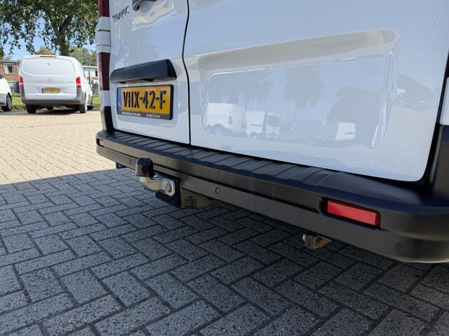 Renault TRAFIC 2.0 dCi 120pk T29 L2H1 Comfort / vaste prijs rijklaar € 19.950 ex btw / euro 6 / bpm vrij / lease vanaf € 336 / airco / cruise / navi / camera / lichtmetalen velgen / nieuwe koppeling !