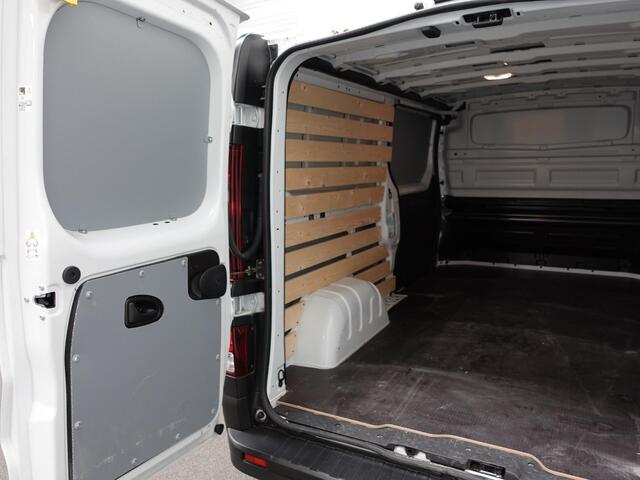 Renault TRAFIC 2.0 Blue dCi 150PK T30 L2H1 Advance Airco Bluetooth Camera Cruise Control Parkeersensoren Trekhaak