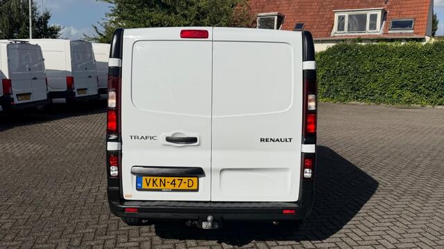 Renault TRAFIC 2.0 DCI 88KW 120PK EURO 6 AIRCO/ CRUISE CONTROL/ NAVIGATIE/ TREKHAAK/ 100% DEALERONDERHOUDEN