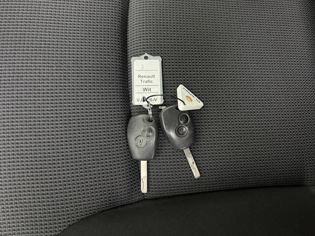 Renault TRAFIC 2.0DCi 120PK Lang Work Edition | Navigatie | Multimedia | Trekhaak | 3-Zits | Airco | Cruise