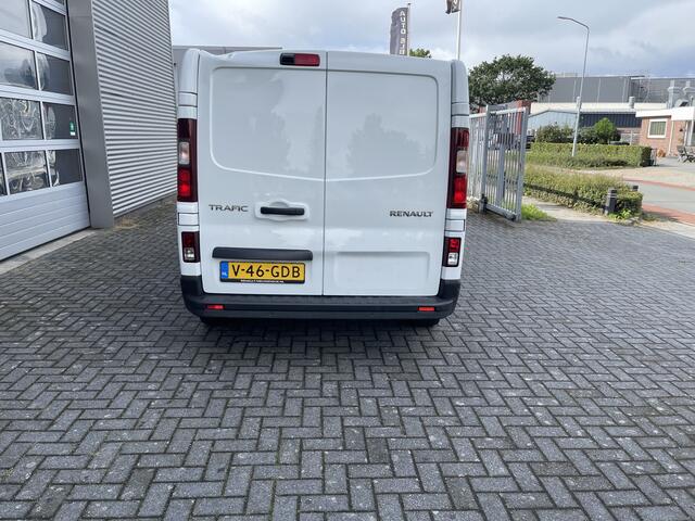 Renault TRAFIC 2.0 Blue dCi 150 EDC T30 L2H1 Extra