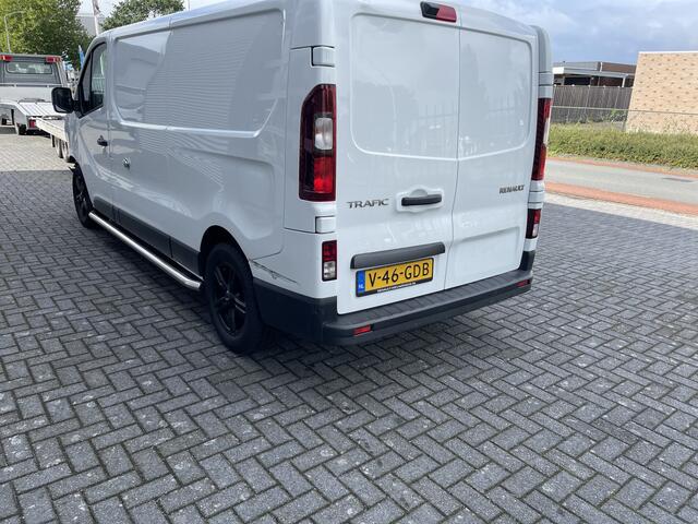 Renault TRAFIC 2.0 Blue dCi 150 EDC T30 L2H1 Extra