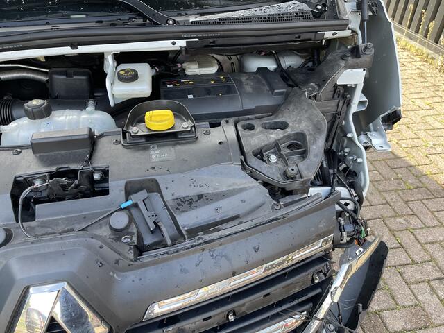 Renault TRAFIC 2.0 Blue dCi 150 EDC T30 L2H1 Extra