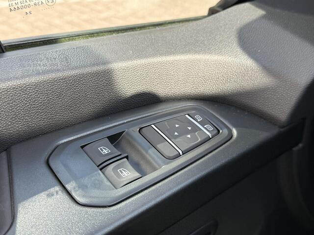 Renault TRAFIC E-Tech T29 L2H1 Advance 52 kWh | NAP | Achteruitrijcamera | Apple Carplay & Android Auto | LED | DAB | Cruise Control | Parkeersensoren |