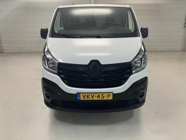 Renault TRAFIC 1.6 dCi T27 L1H1 Comfort / Trekhaak / Airco / 3 pers.