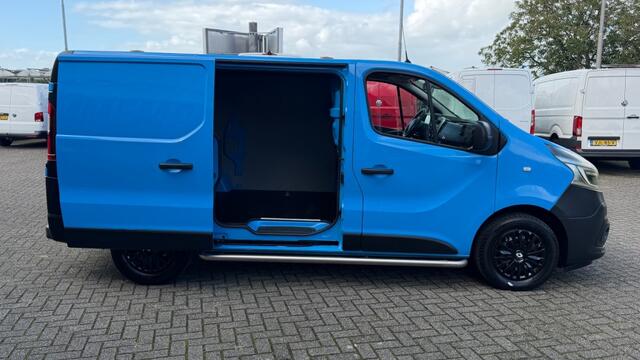 Renault TRAFIC 2.0 DCI 88KW 120PK EURO 6 AIRCO/ CRUISE CONTROL/ TREKHAAK/ PARKEERSENSOREN/ 100% DEALERONDERHOUDEN
