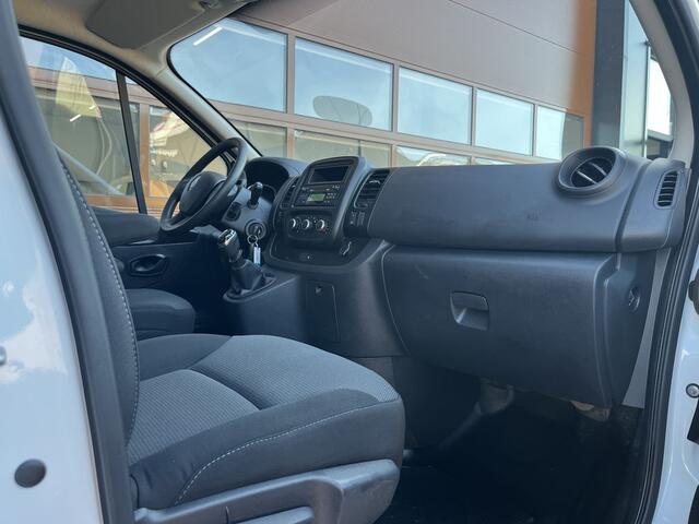 Renault TRAFIC 2.0 dCi 120pk L2 Comfort Lease €287 p/m, Trekhaak, 2 Schuifdeuren, Airco, PDC, Cruise controle, Onderhoudshistorie aanwezig
