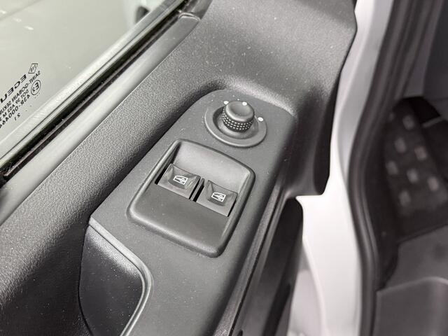Renault TRAFIC 2.0DCi 120PK Work Edition Imperiaal | Trekhaak | Airco | Cruise | Multimedia | Airco | Cruise