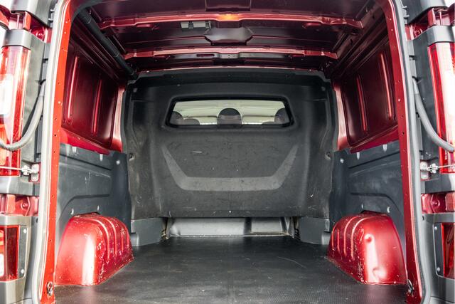 Renault TRAFIC 2.0 dCi 150 L2H1 | Automaat | 5-Zits | 150 PK | Camera | Cruise | Navi | Airco