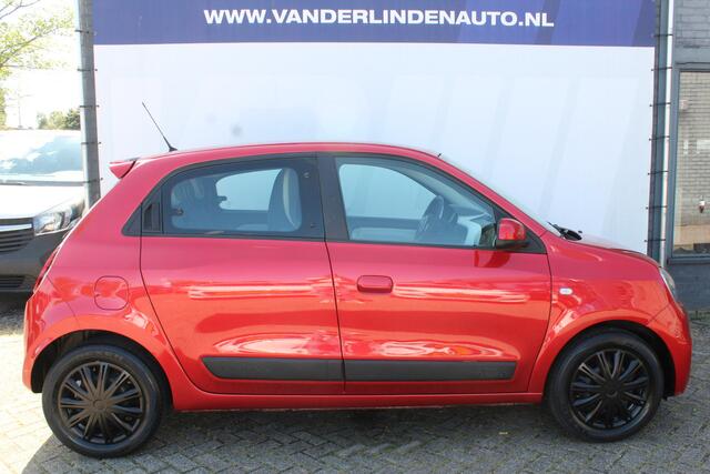 Renault TWINGO 1.0 SCe Intens